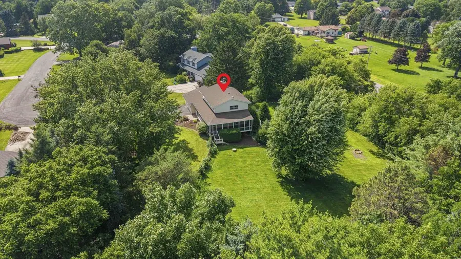 7824 Caribou Court, Verona, WI 53593 - #2