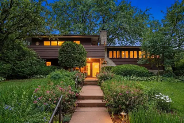 3990 Plymouth Circle, Madison, WI 53705