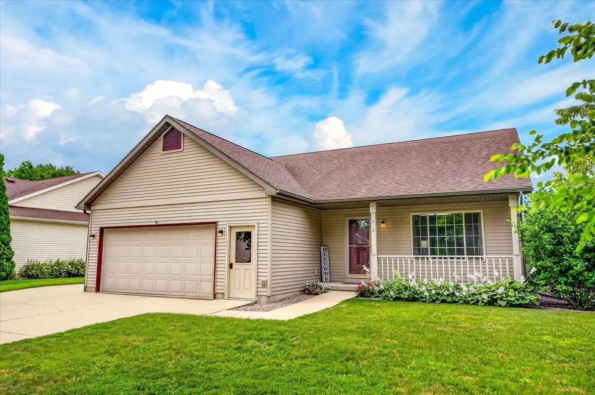 912 Vista Ridge Drive, Mount Horeb, WI 53572 - #1