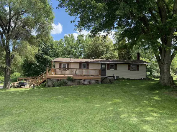 61506 Park View Drive, Prairie Du Chien, WI 53821