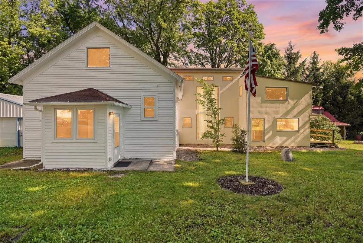 W3798 Highway 33, Cambria, WI 53923 - #1