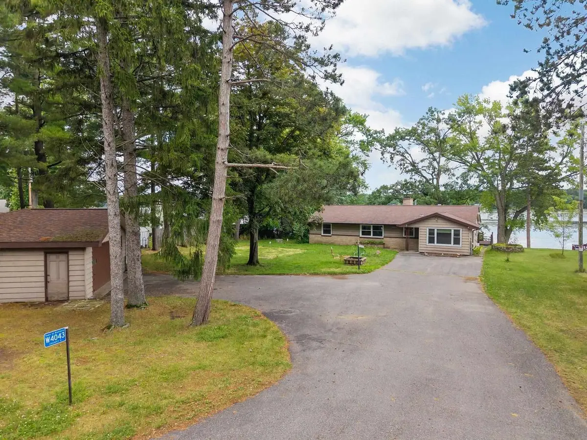 W4043 County Rd C Road, Montello, WI 53949 - #1