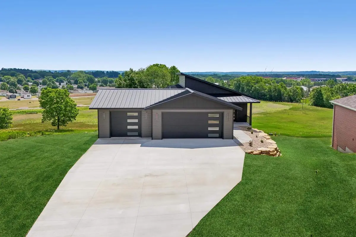 2158 Eastridge Circle, Reedsburg, WI 53959 - #1