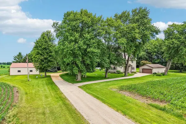 W5440 Halverson Drive, Poynette, WI 53955