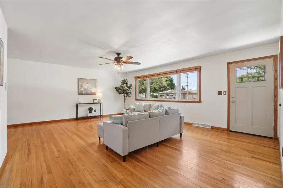 2631 Roosevelt Avenue, Janesville, WI 53546 - #3