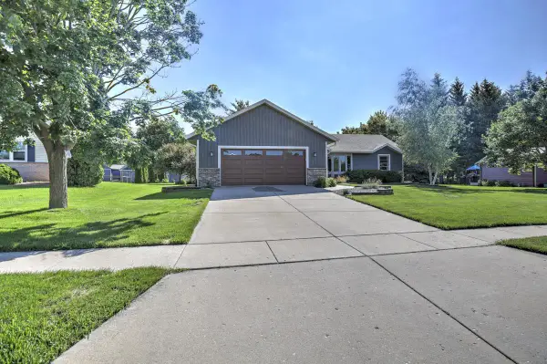 558 Spencer Drive, Evansville, WI 53536