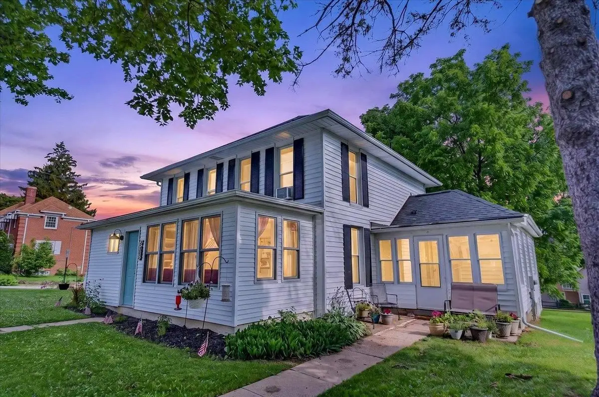 218 6th Avenue, New Glarus, WI 53574 - #1