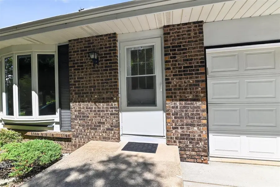 6806 Stratford Drive, Madison, WI 53719 - #2