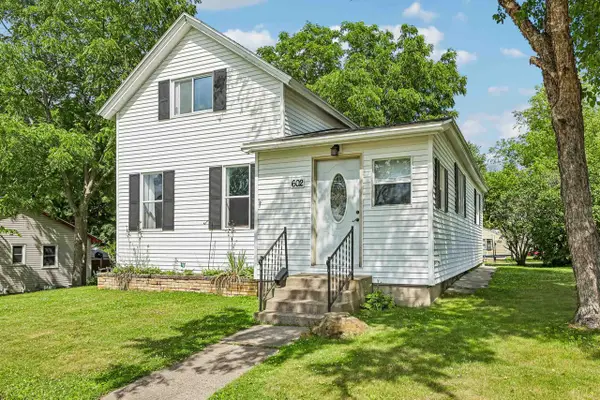 602 Cedar Street, Wisconsin Dells, WI 53965