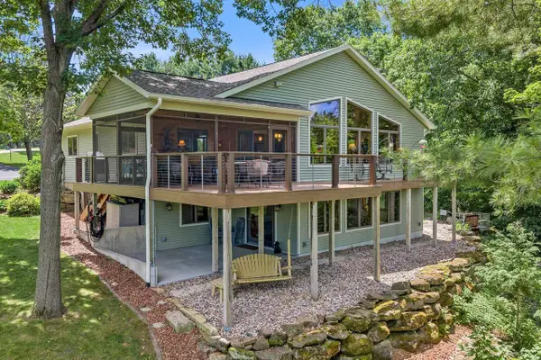 S1501 Canary Court, La Valle, WI 53941