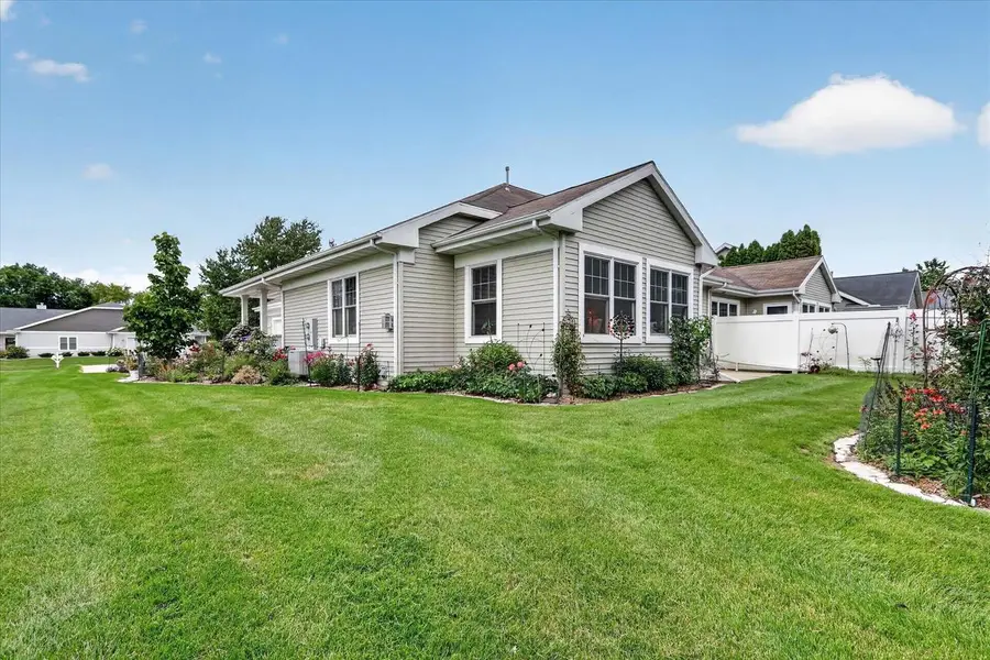 3835 Huntington Avenue, Janesville, WI 53546 - #3