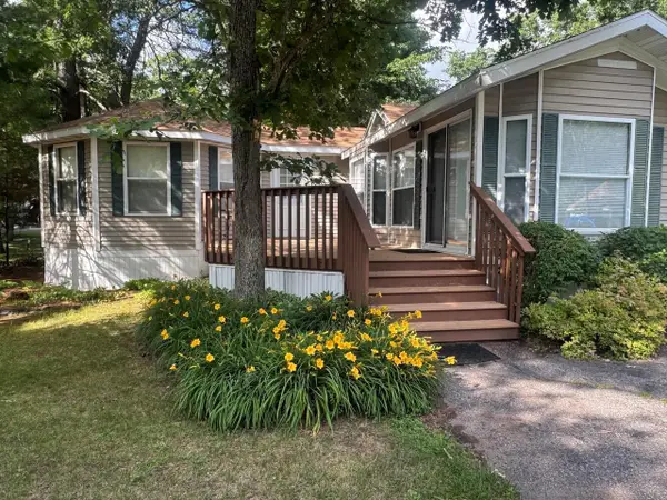117 Wood Haven Drive #34, Wisconsin Dells, WI 53965