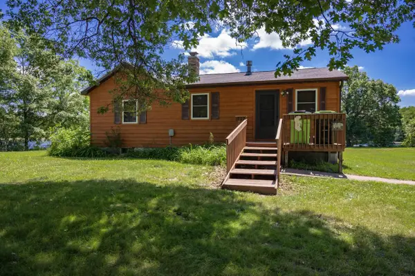685 Hog Island Road, New Lisbon, WI 53950