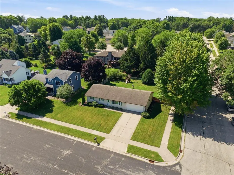 941 Foxfield Road, Oregon, WI 53575 - #2