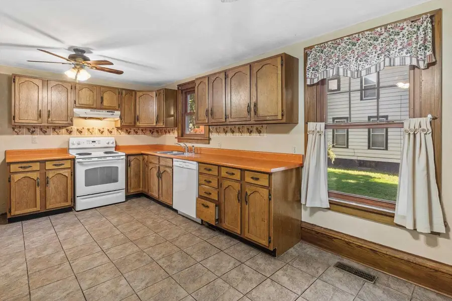258 N Fremont Street, Whitewater, WI 53190 - #2