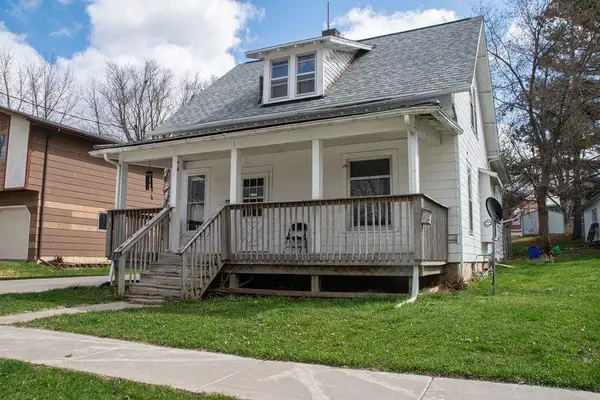 755 N Court Street, Platteville, WI 53818