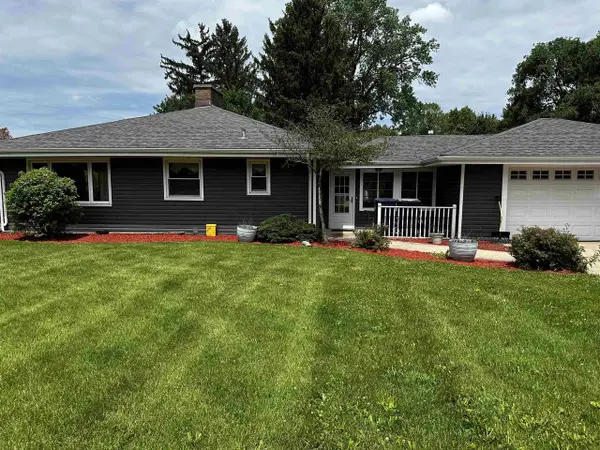 1331 S Crosby Avenue, Janesville, WI 53546