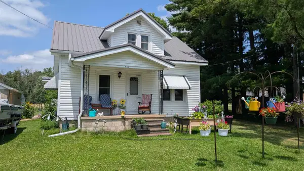 114 W Pioneer Park Road, Westfield, WI 53964