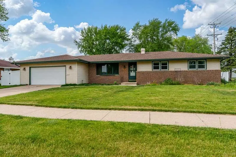 1913 Black Bridge Road, Janesville, WI 53545 - #1