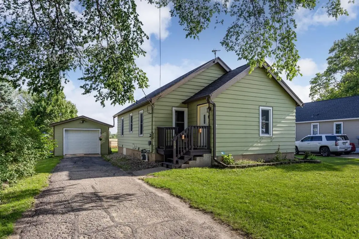 133 Walker Street, Evansville, WI 53536 - #1