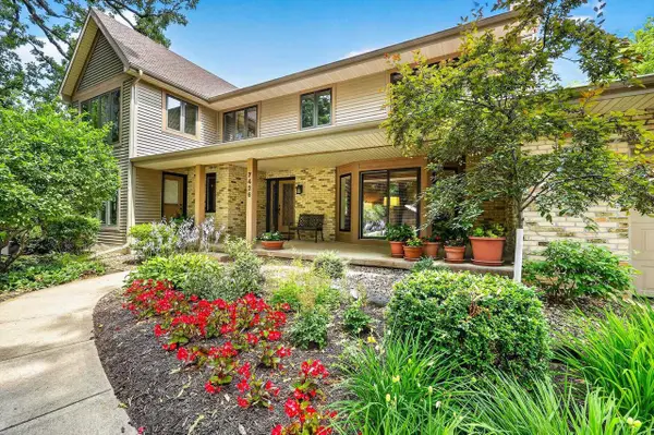 7426 Farmington Way, Madison, WI 53717