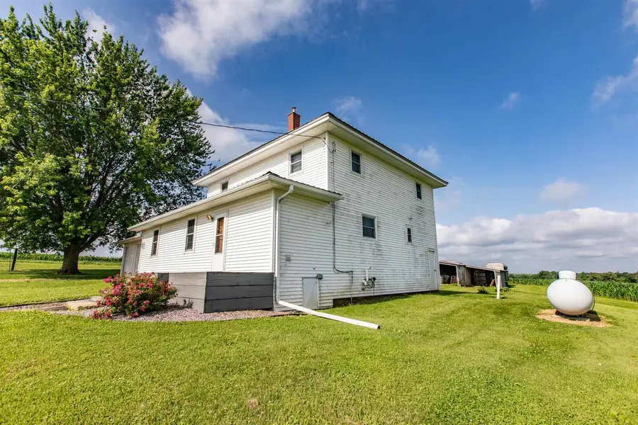 5100 Lagoon Road, Highland, WI 53543 - #2