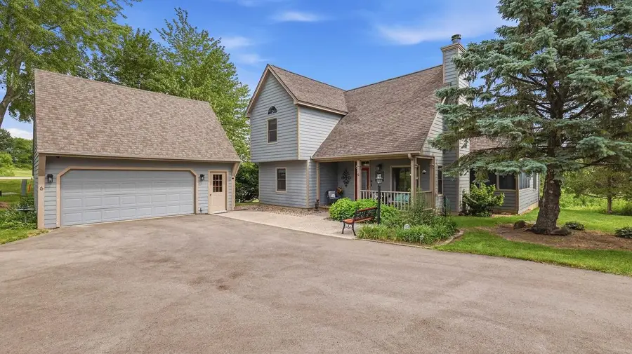 6 Beacon Trail, Galena, IL 61036 - #2