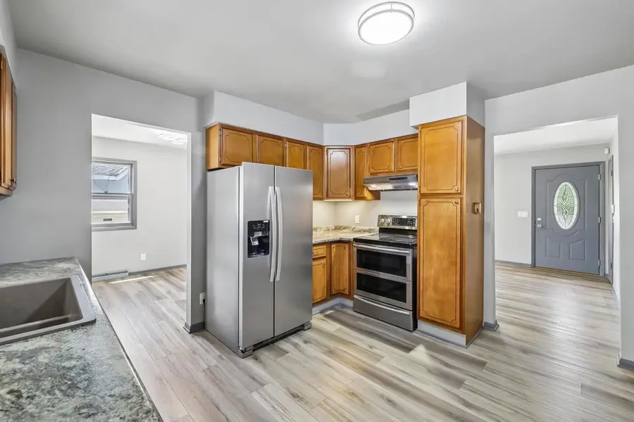 618 E Conant Street, Portage, WI 53901 - #3