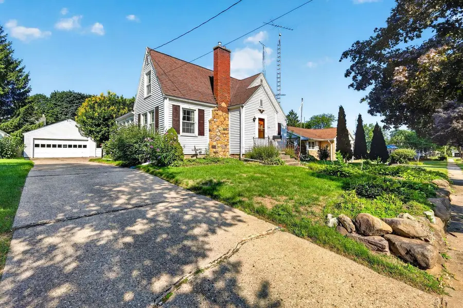 629 Washington Street, Fort Atkinson, WI 53538 - #3