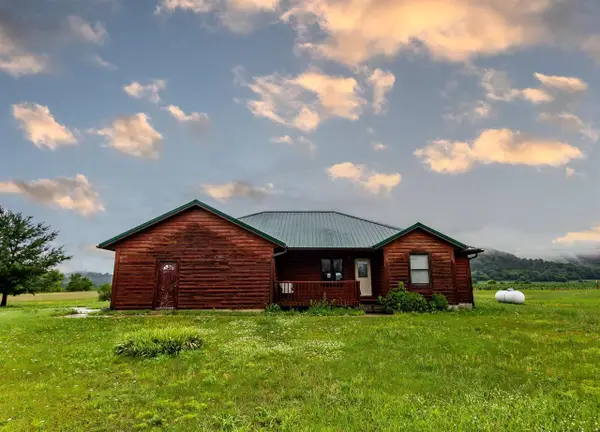 33537 Ann Street, Lone Rock, WI 53556