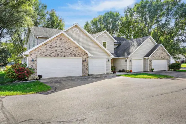 498 Cledell Street #2, Oregon, WI 53575