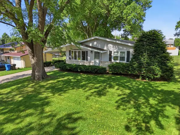 727 Jacquelyn Drive, Baraboo, WI 53913
