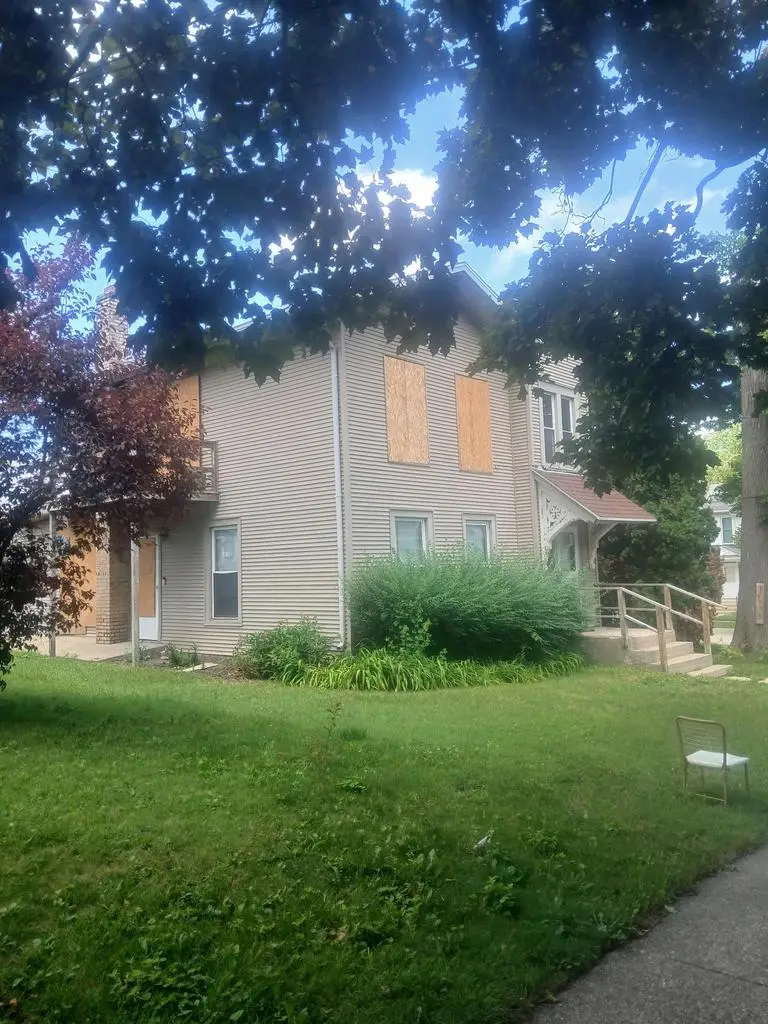 402 Ravine Street, Janesville, WI 53548 - #3