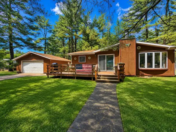 1944 Lake Drive, Friendship, WI 53934
