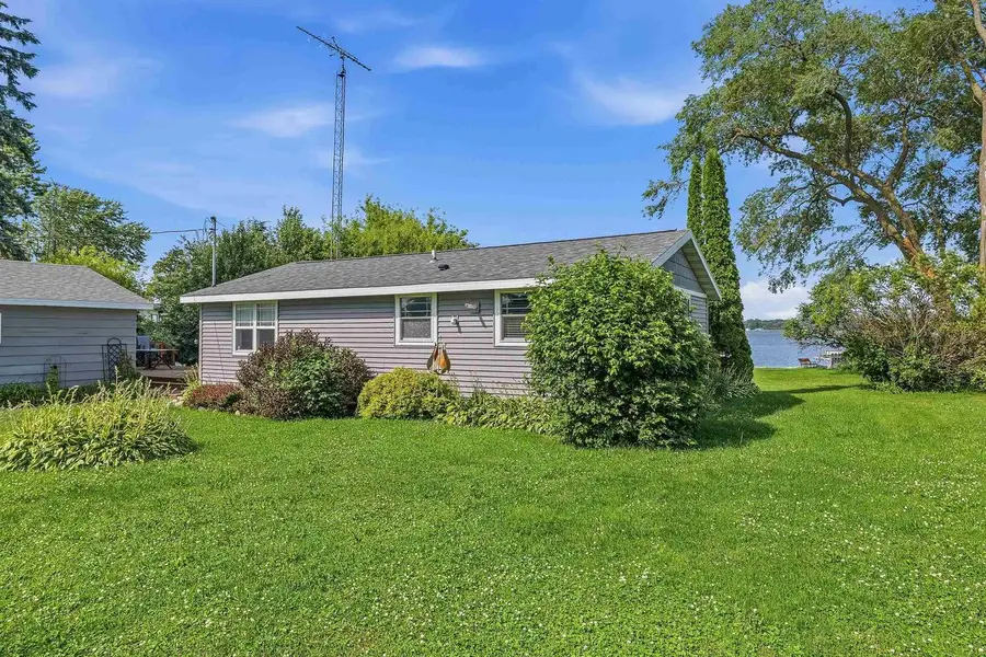 W10300 Sunny Point Road, Beaver Dam, WI 53916 - #2