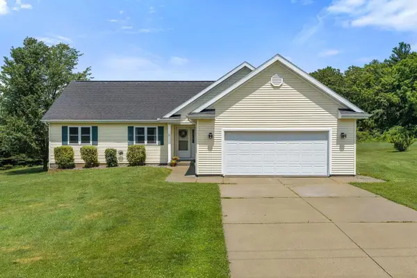 E8080 E Lake Virginia Road, Reedsburg, WI 53959