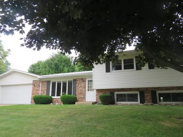 103 We Go Trail, Fox Lake, WI 53933