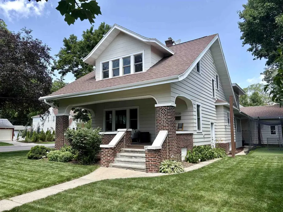 7226 Hubbard Avenue, Middleton, WI 53562 - #3