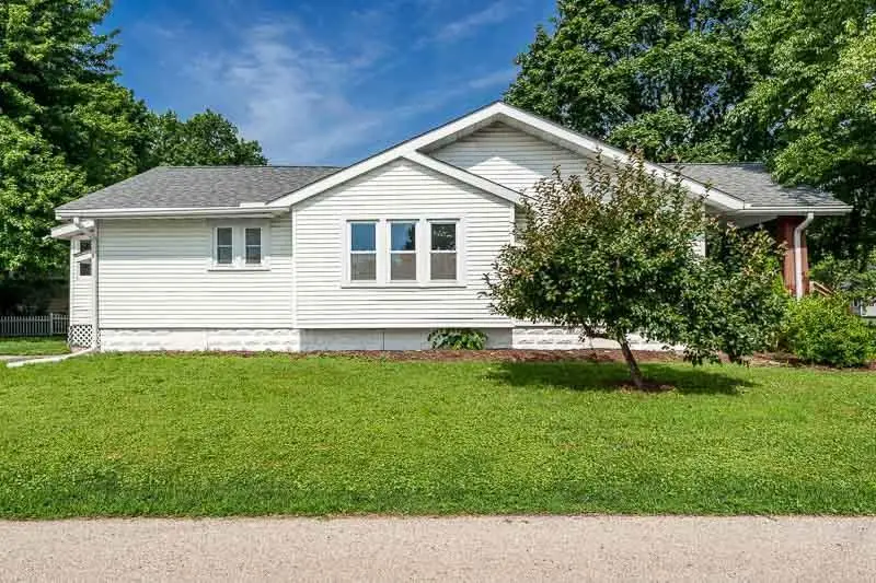 237 E Madison Avenue, Milton, WI 53563 - #2