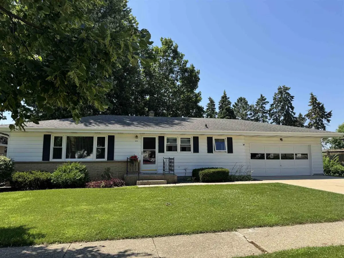 2219 Mineral Point Avenue, Janesville, WI 53548 - #1