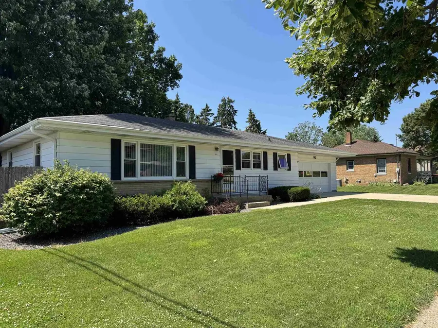 2219 Mineral Point Avenue, Janesville, WI 53548 - #2