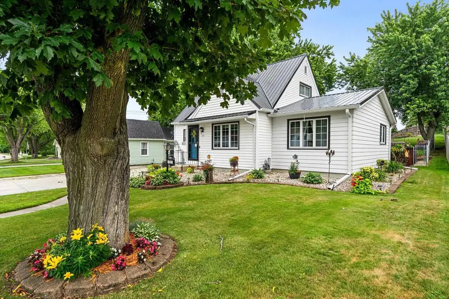 197 Brandon Street, Waupun, WI 53963 - #2