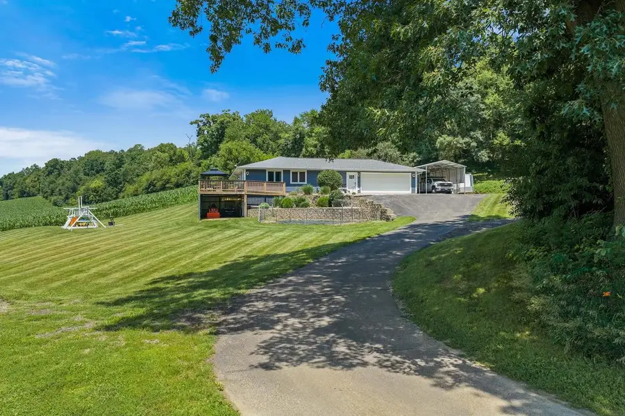 S11221 FOX Road, Sauk City, WI 53583 - #2
