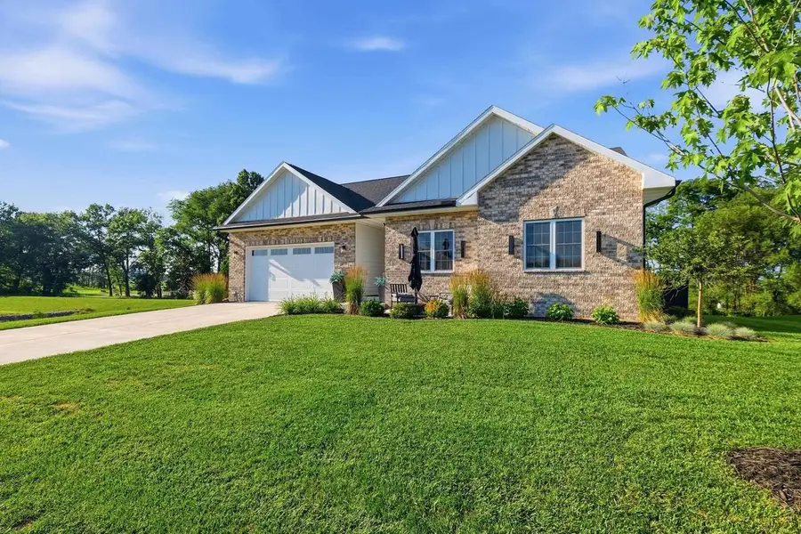 413 Gunderson Drive, Portage, WI 53901 - #2
