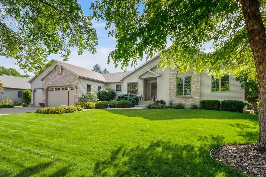 933 Chalfont Drive, Sun Prairie, WI 53590 - #2