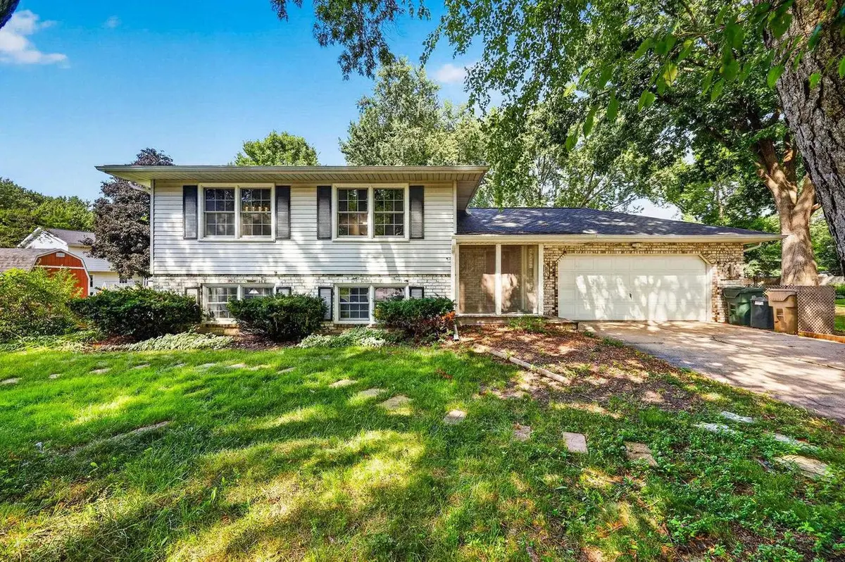 4506 Village Lane, Madison, WI 53704 - #1