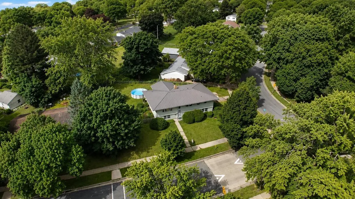 1422 Ellen Avenue, Madison, WI 53716 - #1