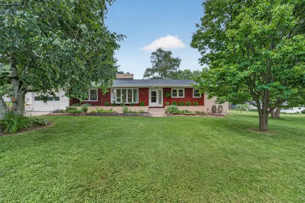 615 Village Drive, Belleville, WI 53508