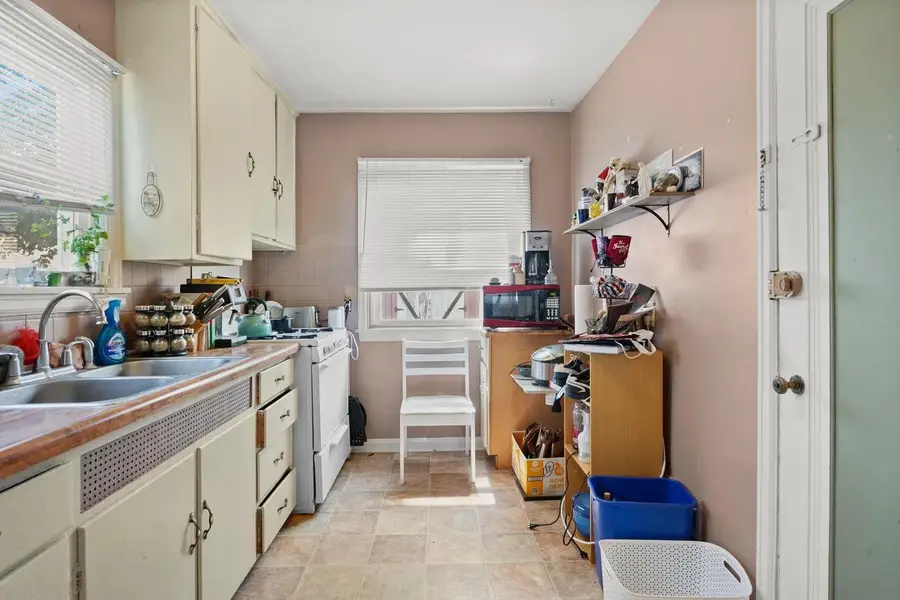 2021 Carey Court, Madison, WI 53704 - #2