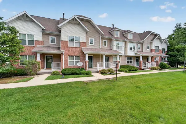 707 Cricket Lane #5, Middleton, WI 53562